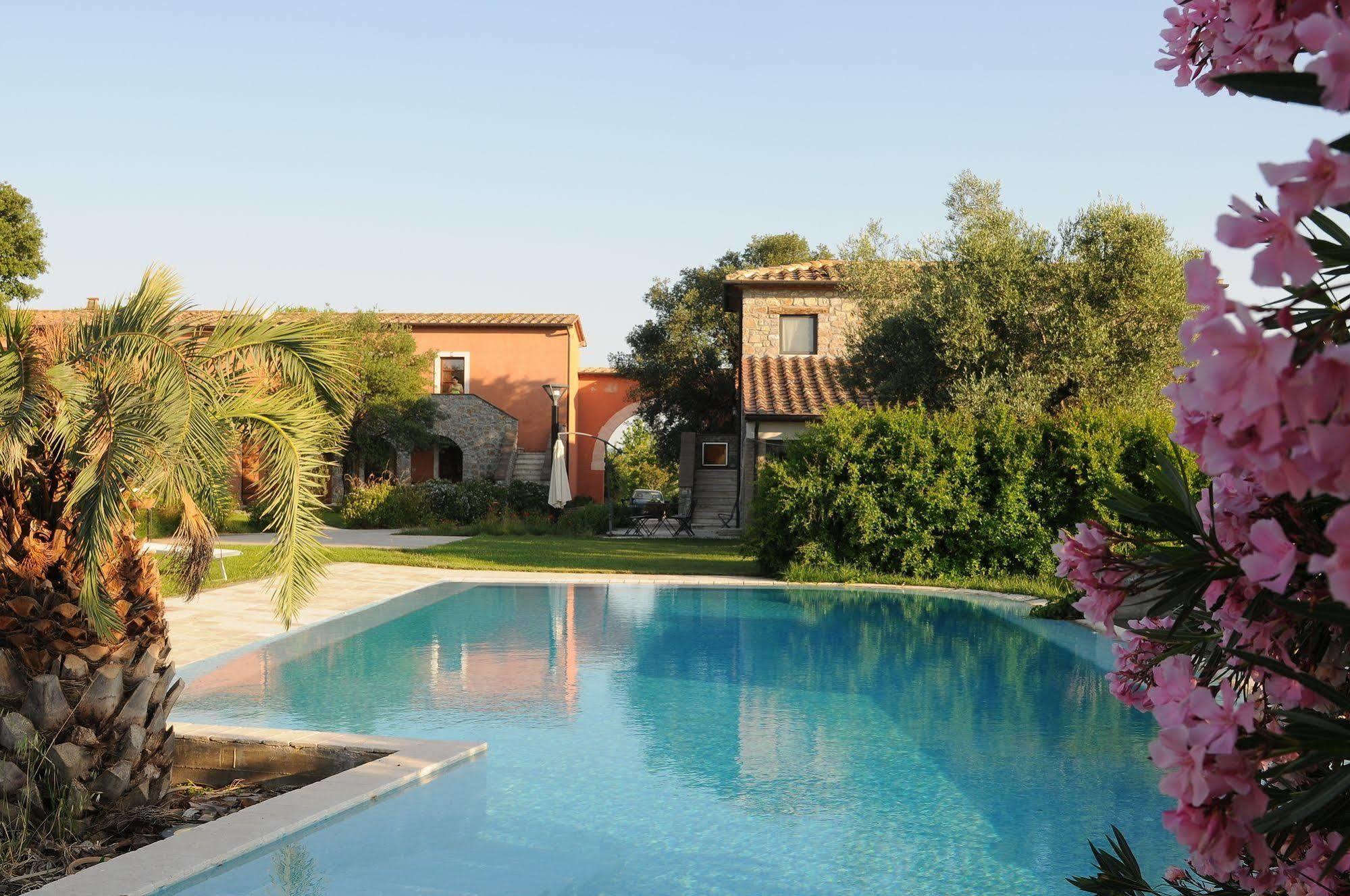 Relais Le Ginestre Villa Сатурния Екстериор снимка
